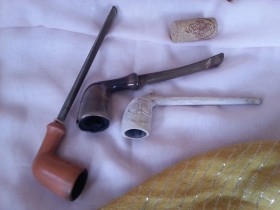 Pipas antiguas. Conjunto de 3 unidades. Set of old pipes.