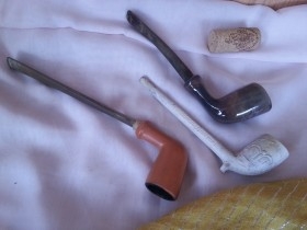 Pipas antiguas. Conjunto de 3 unidades. Set of old pipes.