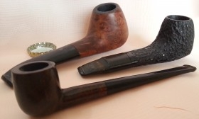 Pipas antiguas. Conjunto de 3 unidades. Set of old pipes.