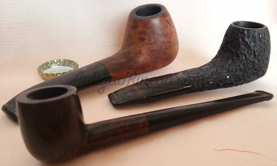 Pipas antiguas. Conjunto de 3 unidades. Set of old pipes.