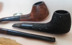 Pipas antiguas. Conjunto de 3 unidades. Set of old pipes.