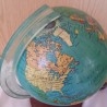 Globo terráqueo. Bola del mundo de los años 80. Preciosa pieza.