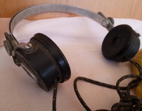 Auriculares de los años 40. Originales.