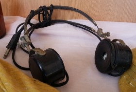 Auriculares de los años 40. Originales.