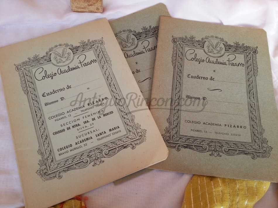 Cuadernos antiguos de escuela. Años 40 y 60. ACADEMIA PIZARRO.