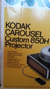 Proyector de carrusel. Marca Kodak. En su caja original.