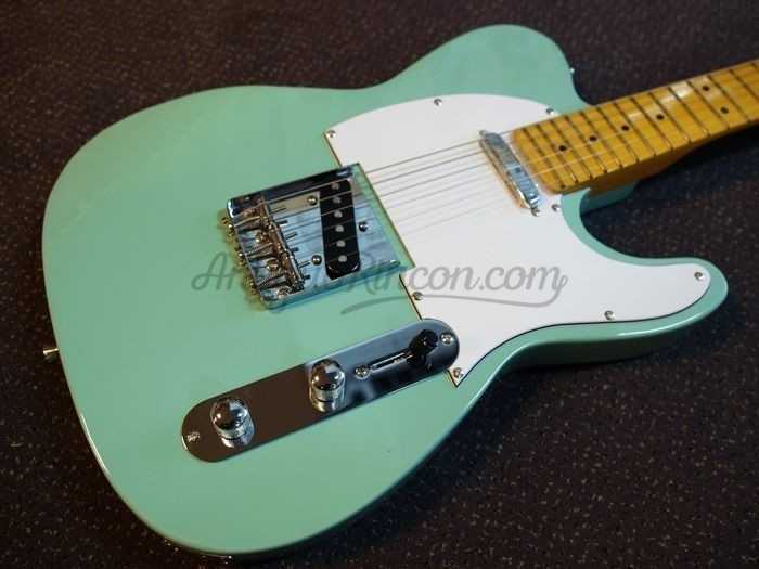 Guitarra eléctrica.  PHOENIX TELE 150. Edición limitada verde espuma de mar.