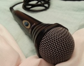 Micrófono vintage PHILIPS SBC MOD. 110 Años 80
