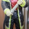 Bombero. Estatua. Figura gran tamaño 1