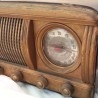 Radio de válvulas antigua. Precioso objeto años 60-70