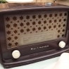 Radio de válvulas antigua. Marca MARCONI. Precioso objeto años 60-70