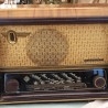 Radio de válvulas antigua. Marca TELEFUNKEN BARCAROLA II. Gran objeto años 60-70