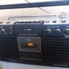 Radio-cassette. Marca SONY. Viejo aparato para piezas o decoración.