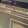 Radio de válvulas antigua. Marca SCHNEIDER MAMBO. Precioso objeto años 60-70