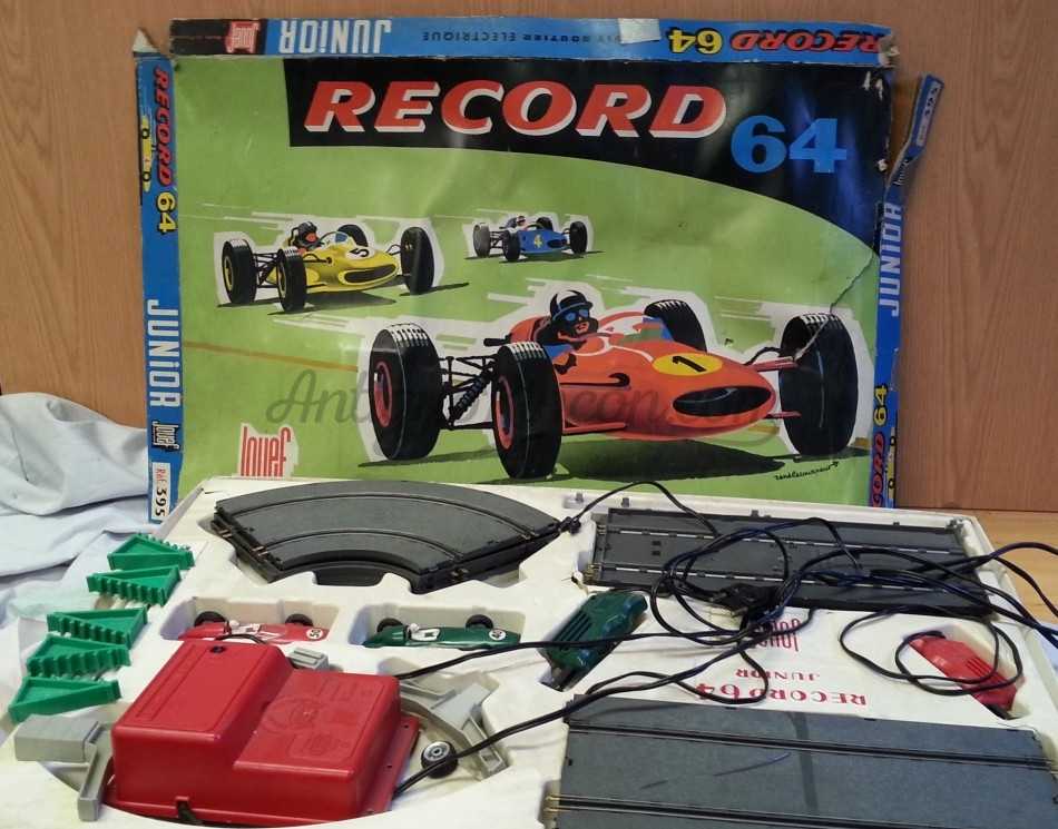 JUEGO DE PISTAS DE CARRERAS MARCA RECORD 64. FRANCÉS