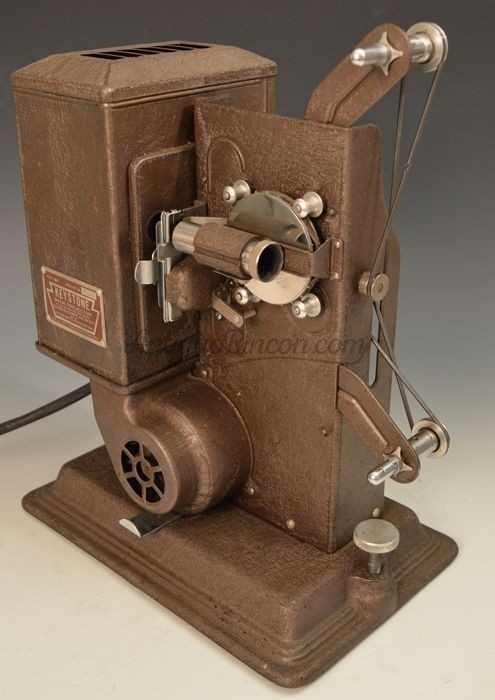 Proyector-películas-antiguo Proyector-películas-antiguo