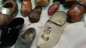 Zuecos en miniatura. Colección de 12 unidades de diferentes países.