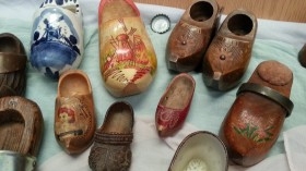 Zuecos en miniatura. Colección de 12 unidades de diferentes países.