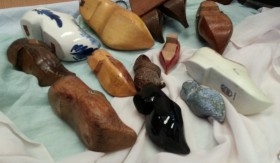 Zuecos en miniatura. Colección de 12 unidades de diferentes países.