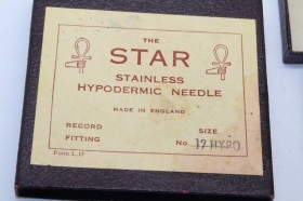 Agujas hipodérmicas de los años 50. Caja original. Conjunto de 11agujas.