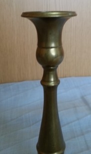 Candelabro vintage. En bronce. Buen estado