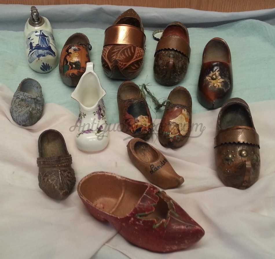 Zuecos en miniatura. Colección de 12 unidades de diferentes países. Zuecos en miniatura. Colección de 12 unidades de diferentes países.
