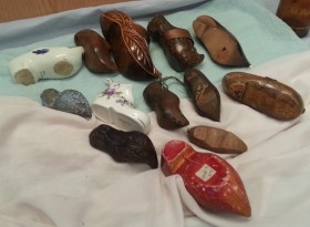 Zuecos en miniatura. Colección de 12 unidades de diferentes países.