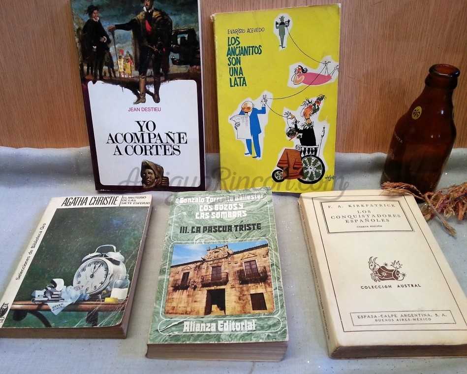 Novelas antiguas. Lote de 5 novelas. Años 1916-1970