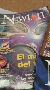 Revistas NEWTON. 4 ejemplares años 98-99-2000. Buen estado general.