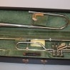 Trombón valvular del año 1928. ESTUCHE ORIGINAL.
