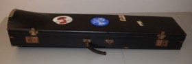 Trombón valvular del año 1928. ESTUCHE ORIGINAL.