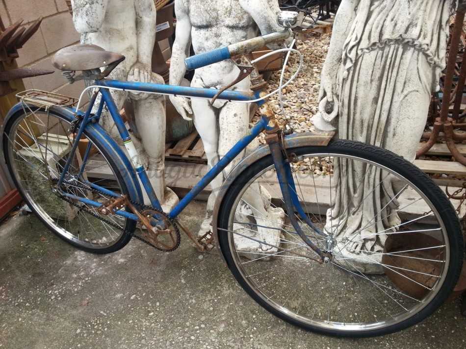 Bicicleta años 50-60. Española. Marca ORBEA. Fuerte y robusta.