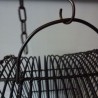 Jaula de pájaros de los años 30. En hierro forjado. Preciosa artesanía muy útil todavía.