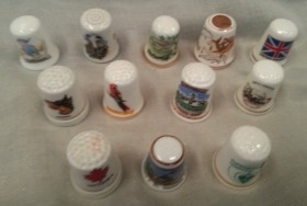 Dedales de colección. 12 unidades. Diferentes partes del mundo. Old thimbles