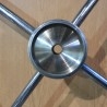 Timón de barco. Enorme diámetro. En madera y aluminio.