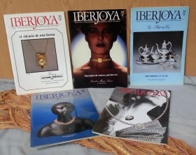Revistas IBERJOYA. Catálogos. 5 ejemplares diferentes años 80