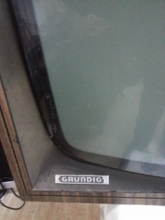 Televisor. Marca GRUNDIG. Viejo aparato años 60