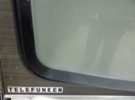 Televisor. Marca TELEFUNKEN. Viejo aparato años 70