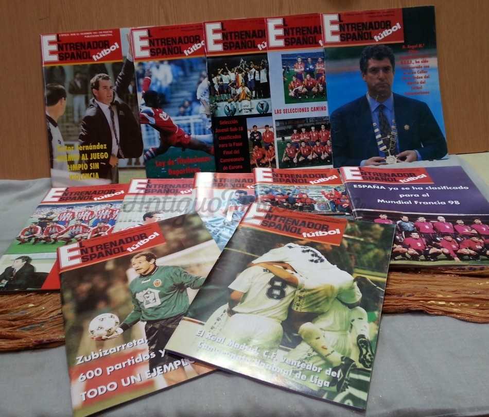 Revistas El Entrenador Español fútbol Años 90. 12 ejemplares