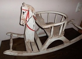 Caballo balancín en madera. Precioso caballito de los años 60. HOlandés.