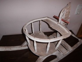 Caballo balancín en madera. Precioso caballito de los años 60. HOlandés.