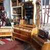 Cómoda y mesillas. Conjunto años 70. Maravillosos muebles en muy buen estado general.