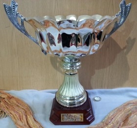 Trofeo deportivo. Tenis. Trofeo vintage.