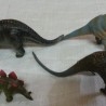 Dinosaurios de juguete. Fabricados en plástico y goma.