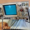 Osciloscopio TEKTRONIX 465. Buen estado general. Funciona.