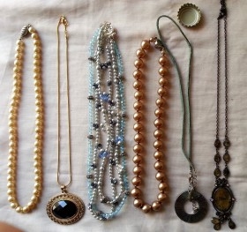 Collares Vintage. 6 Unidades diferentes. Preciosos