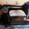 Máquina de coser antigua. Marca Sigma. Modelo A.