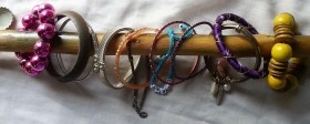 Conjunto PULSERAS bisutería. 12 diferentes