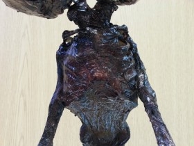 Feto humano siamés con dos cabezas. Réplica momificada fabricada artesanalmente. Muy realista.