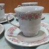 Tazas de café con sus platillos en porcelana.Conjunto emblemático de los años 70